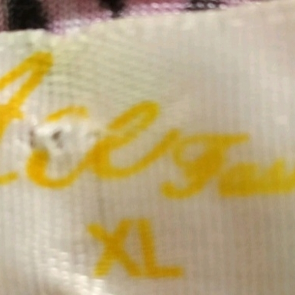 V-Neck Smocked Waist Flutter Sleeve Blouse in Magenta Pattern - Picture 3 of 5